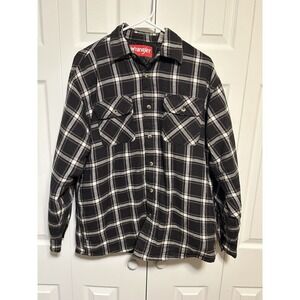 Wrangler Quilt Lined Plaid Flannel Shacket, Black/White, Men's Size Medium